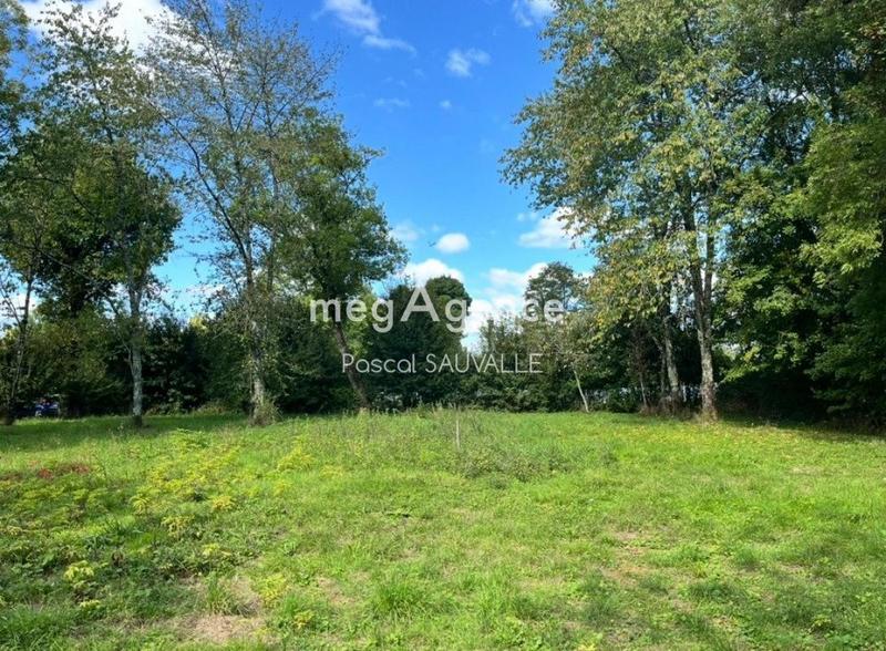 Terrain constructible - 2 277 m²