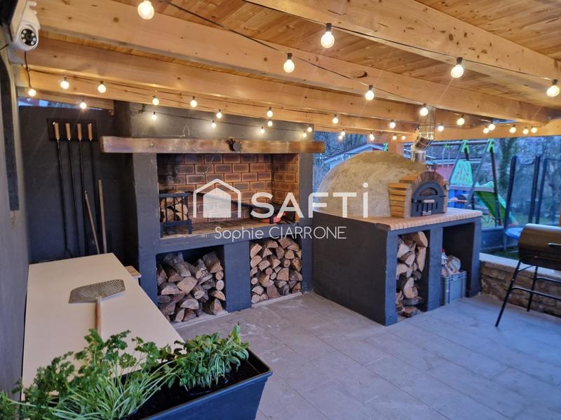 Maison - 110 m² - 5 pièces