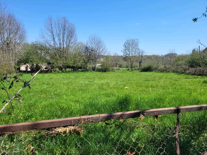 Terrain constructible - 1 174 m²