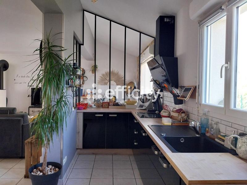 Maison - 107 m² - 5 pièces