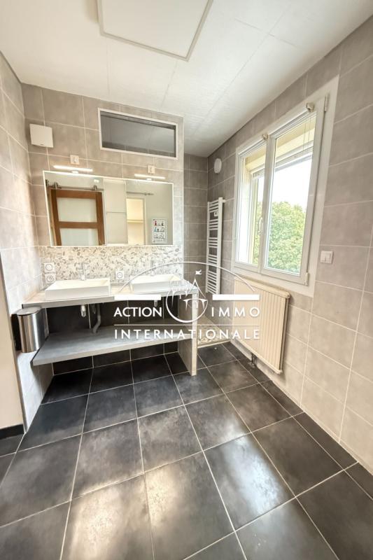 Appartement - 80 m² - 3 pièces