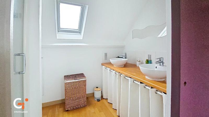 Maison - 147 m² - 6 pièces