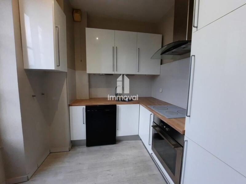 Appartement - 95 m² - 4 pièces