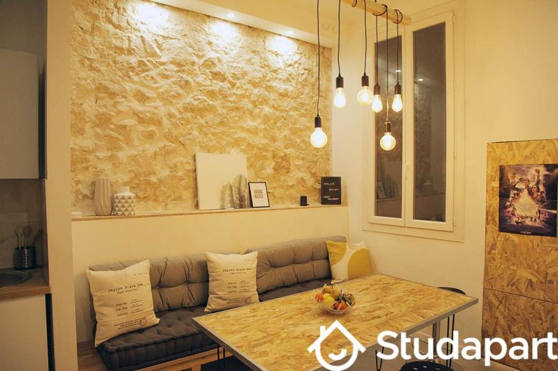 Chambre - 11 m² - 1 pièce