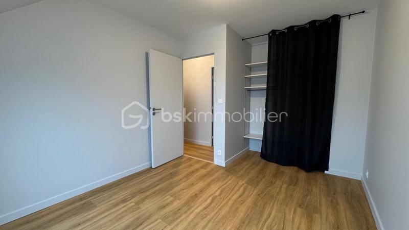 Appartement - 90 m² - 4 pièces