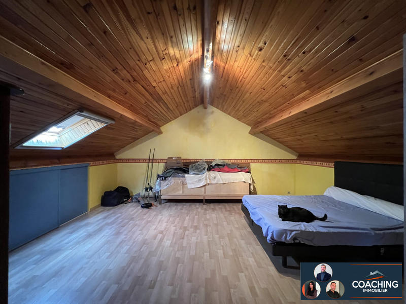 Maison - 179 m² - 7 pièces