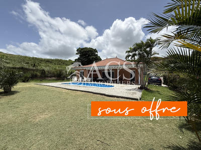 Villa - 96 m² - 4 pièces