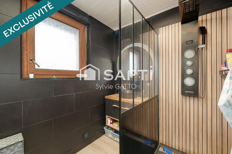 Maison - 108 m² - 6 pièces