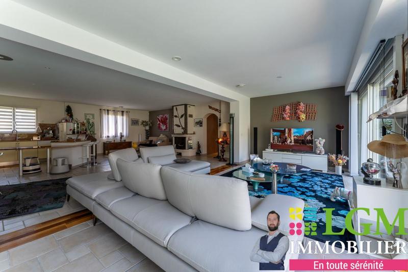 Maison - 181 m² - 4 pièces