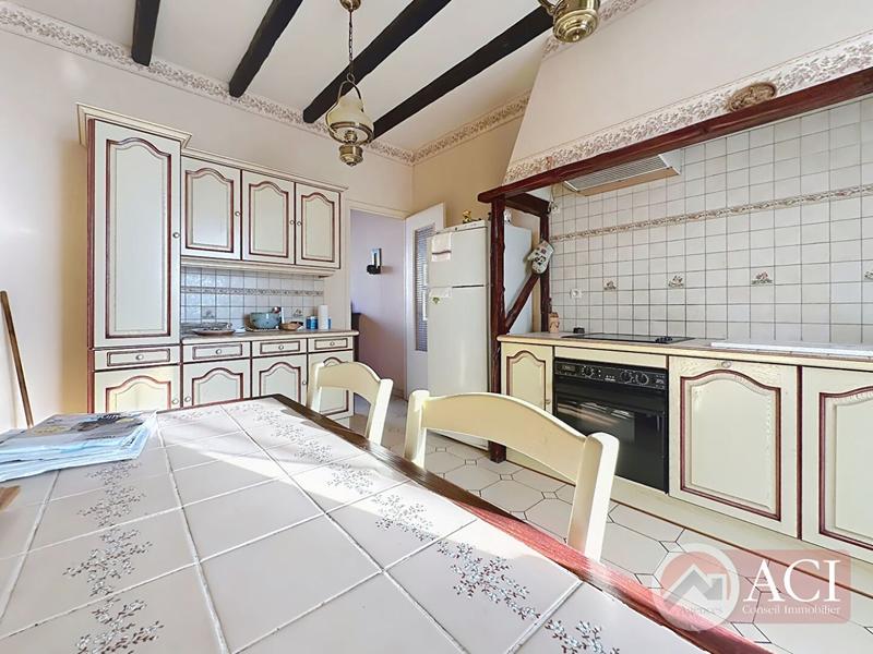 Maison - 174 m² - 7 pièces