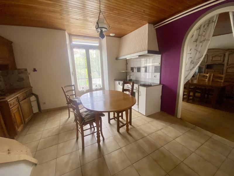 Maison - 123 m² - 10 pièces