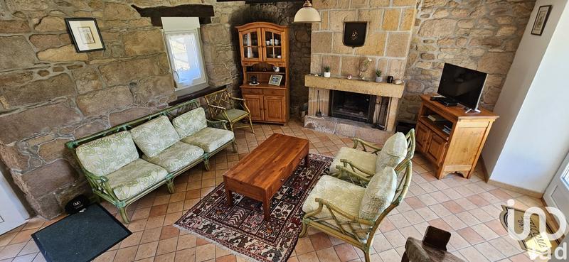 Maison - 280 m² - 5 pièces