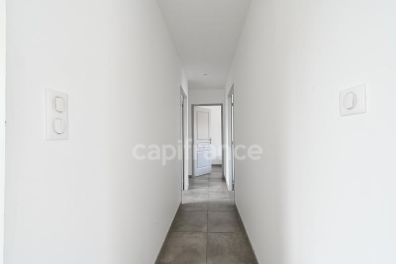 Maison - 80 m² - 4 pièces