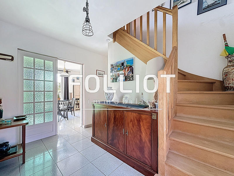 Maison - 138 m² - 5 pièces