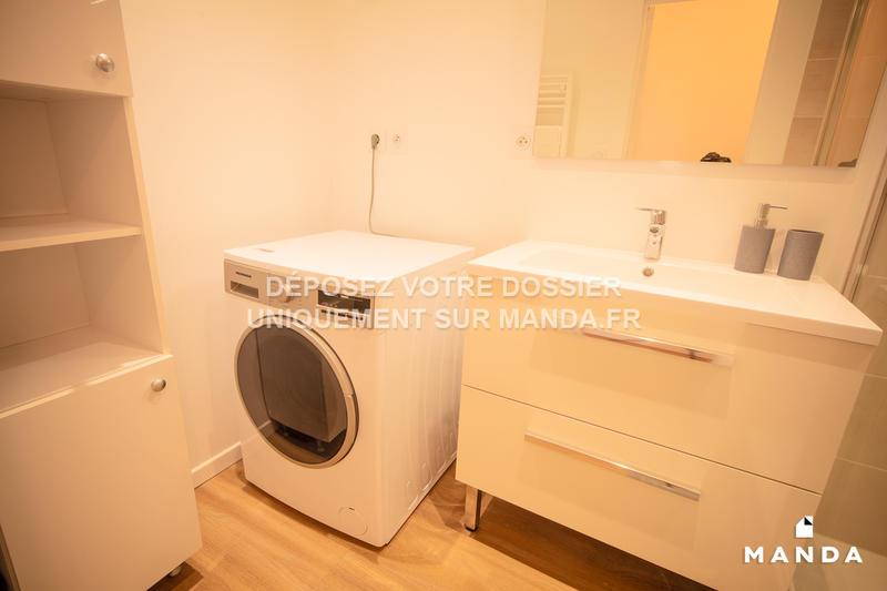 Chambre - 10 m² - 4 pièces