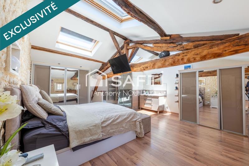 Maison - 228 m² - 6 pièces