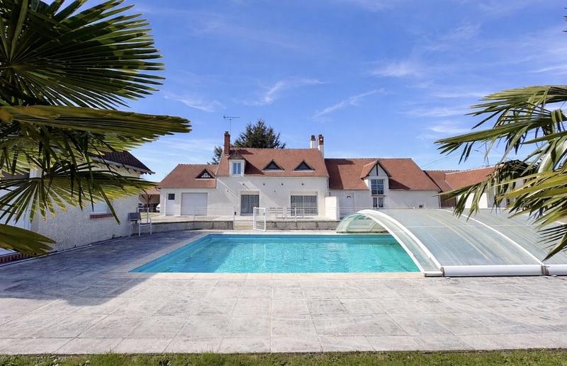 Maison ancienne - 197 m² - 6 pièces