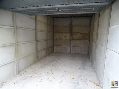 Parking / Garage - 24 m²