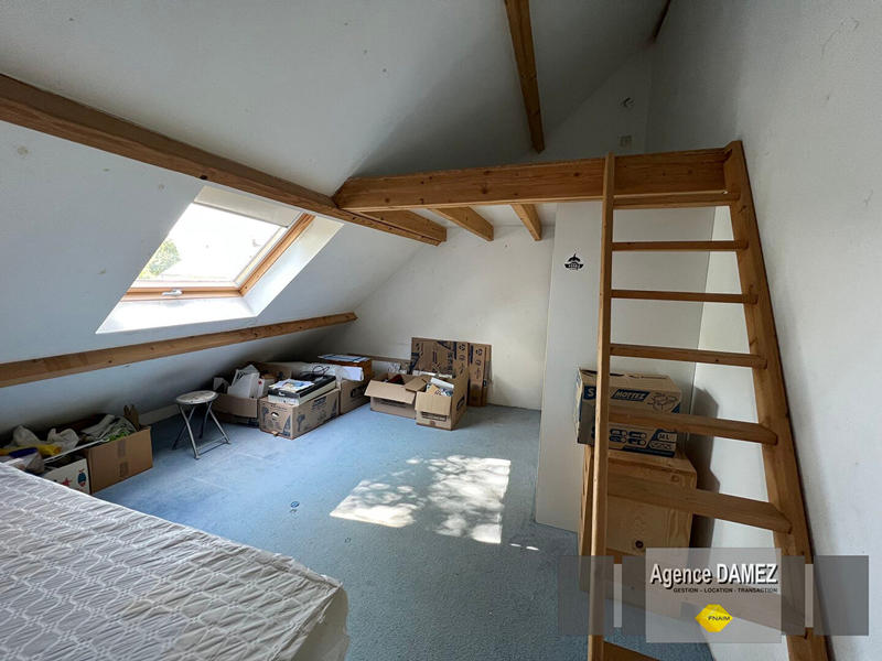 Maison - 228 m² - 9 pièces