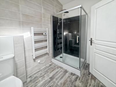 Immeuble - 185 m² - 8 pièces