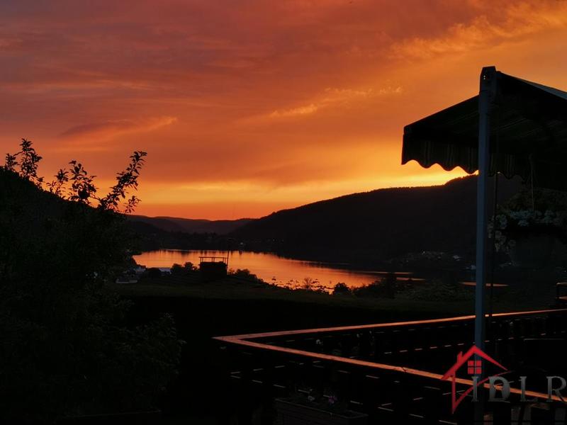 Maison - 200 m² - 7 pièces