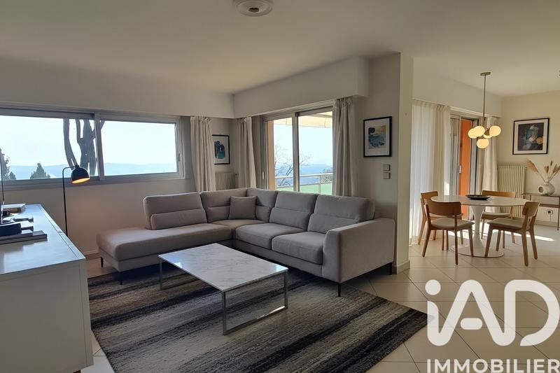 Appartement - 96 m² - 3 pièces