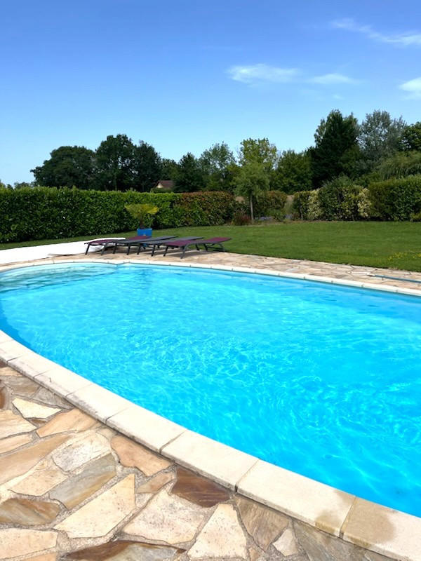 Maison - 147 m² - 8 pièces