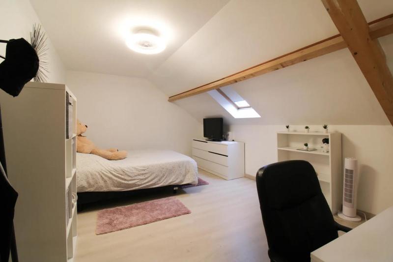 Maison - 197 m² - 7 pièces