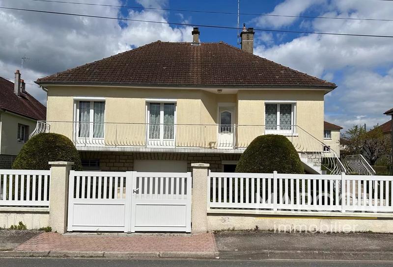 Maison de ville - 110 m² - 7 pièces