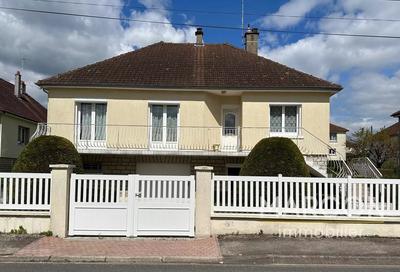 Maison de ville - 110 m² - 7 pièces