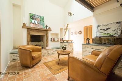 Maison - 184 m² - 8 pièces