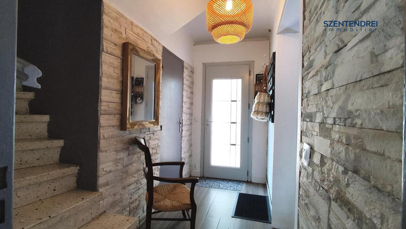 Maison traditionnelle - 100 m² - 5 pièces