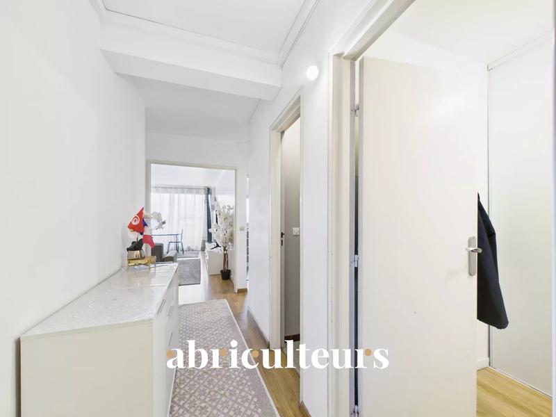 Appartement - 80 m² - 4 pièces