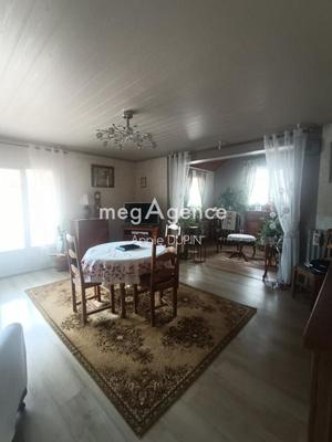 Maison traditionnelle - 135 m² - 6 pièces