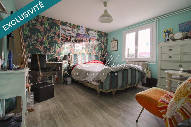 Maison - 135 m² - 7 pièces