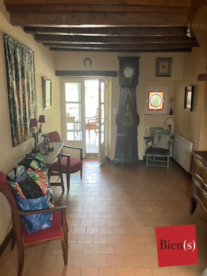 Maison ancienne - 237 m² - 8 pièces