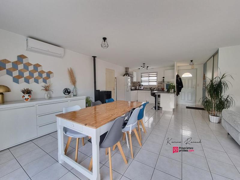 Maison - 95 m² - 5 pièces