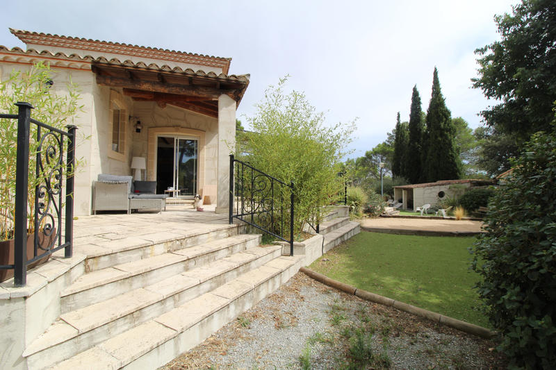 Villa - 182 m² - 5 pièces