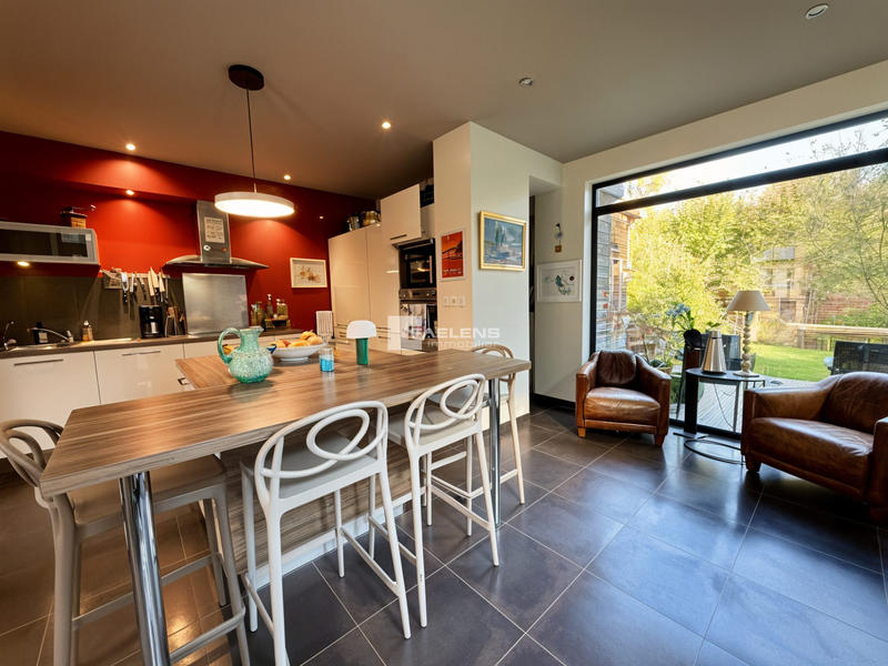 Maison - 190 m² - 6 pièces