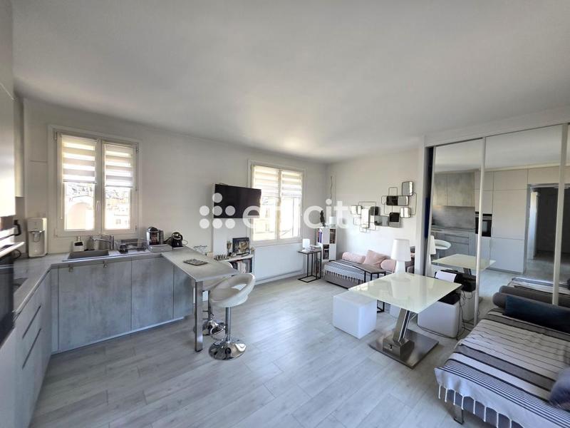 Appartement - 45 m² - 2 pièces