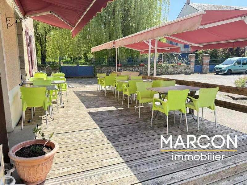 Maison de village - 300 m² - 9 pièces