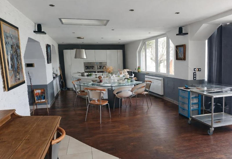 Appartement - 160 m² - 5 pièces