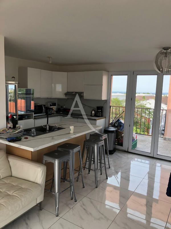 Immeuble - 12 pièces