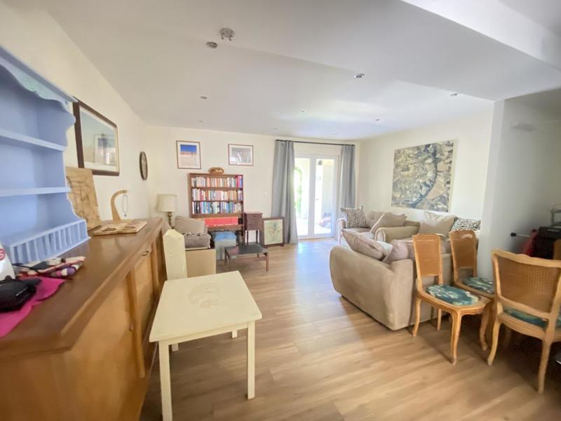 Maison de village - 349 m² - 9 pièces