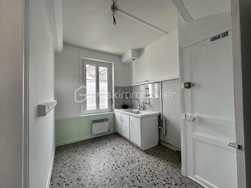 Immeuble - 110 m² - 5 pièces