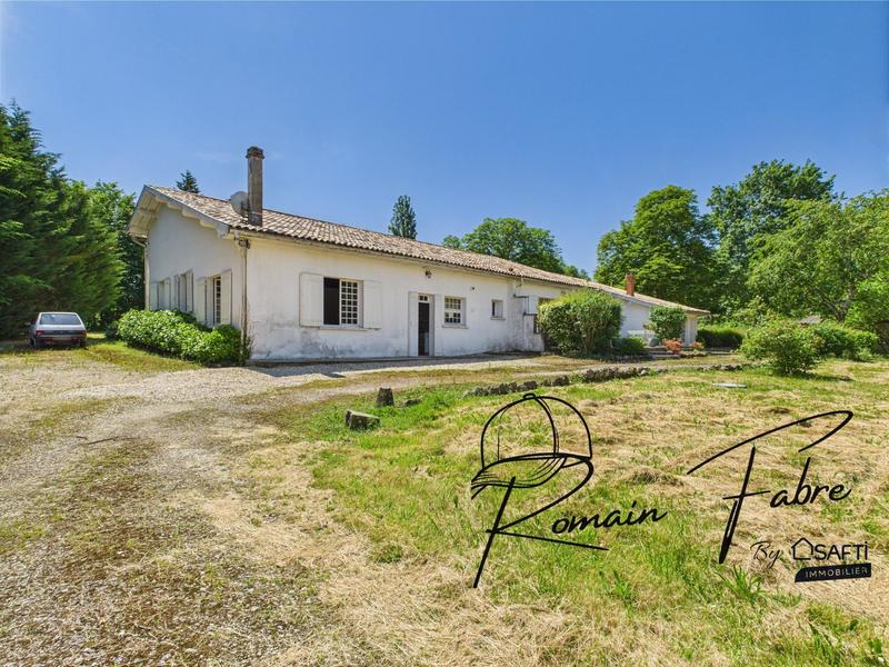 Maison - 310 m² - 12 pièces
