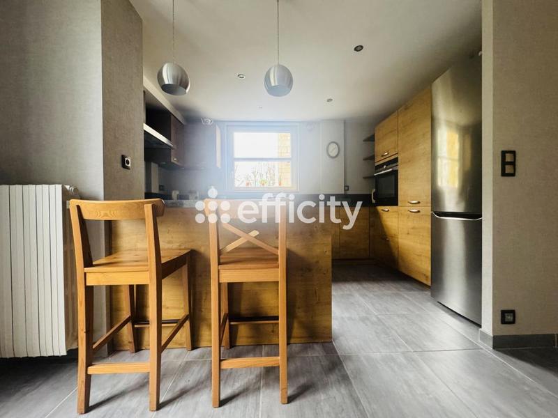 Appartement ancien - 110 m² - 5 pièces