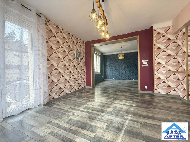 Maison - 105 m² - 6 pièces