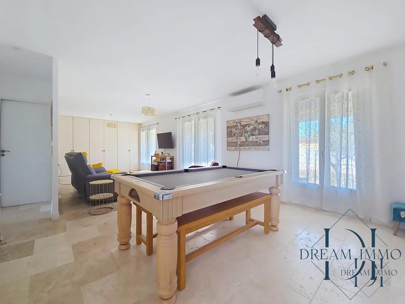 Villa - 144 m² - 7 pièces