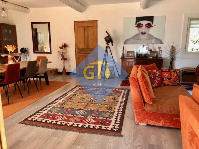 Villa - 162 m² - 6 pièces